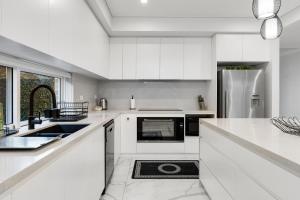 Spacious Lidcombe Lux mins to Sydney Olympic Park