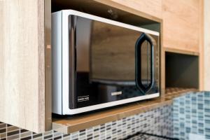 Poolside Rawai Condo Sky Garden Sea View 202