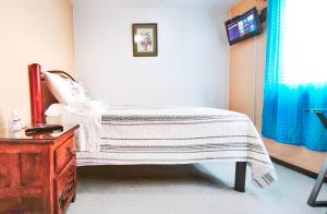 Cozy bedroom at 5 min Mexico City Airport T1 & T2
