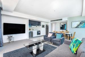 Stunning Ocean and City View at Hilton