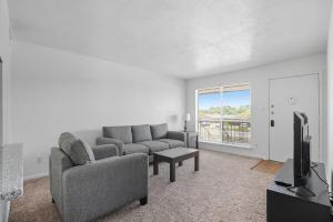 Apt College Station TX mins major Hospitals and A&M U