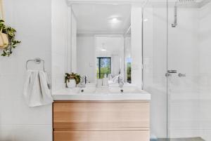 Coastal Retreat at Bilinga Beach, Ocean Views