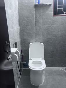 Cosy 1 BR with kitchen