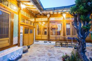 Aega Hanok Guesthouse