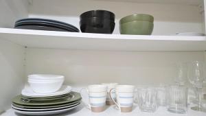 BGC Hotel Vibe with City View at Uptown Parksuites near St Lukes, Grand Hyatt Hotel, Uptown Mall, and Mitsukoshi Mall