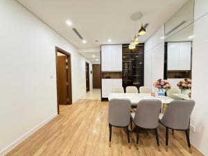 The Legend Apartment-Sunhometel