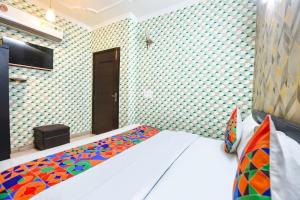 FabHotel Chaudhary Palace