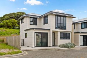 Yallingup Dunes - Contemporary Coastal Comforts