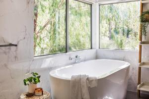 Twintrees - A Family Escape Surrounded by Nature