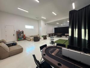 The Showstopper Luxury Villa - Sleeps 22