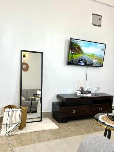 Dovy 1br Milimani with AC