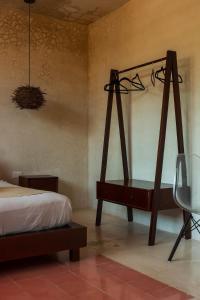 Colonial Downtown Room 10