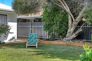 Daisys Beachside Cottage-Picnic Garden & Games