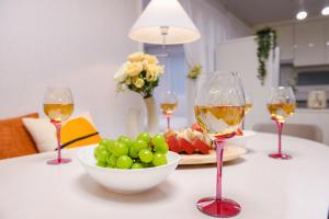 BTS Comeback Show at 광화문광장 혜화역 도보5분 3룸4bed 7인숙박 K-Demon hunters촬영지 낙산공원 도보3분 명동 동대문 경복궁 광화문10분