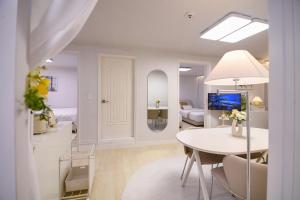 혜화역 도보5분 3룸4bed 7인숙박 K-Demon hunters촬영지 낙산공원 도보3분 명동 동대문 경복궁 10분