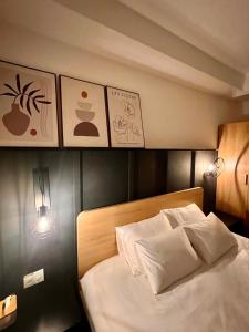 LYLAC Home Saigon NTMK - City Center Spacious Modern Townhouse Roof Terrace