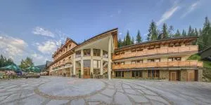 Hotel Pod Wulkanem - 亚沃尔基