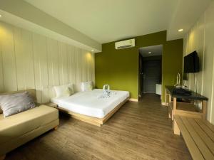 Samed Hideaway Resort