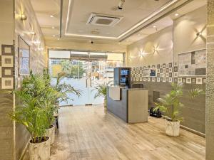 FIRST CLASS Studio Cozy Marble Elegance
