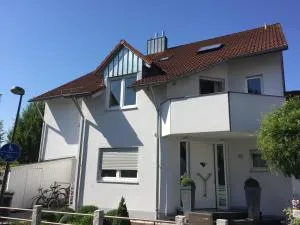 Gästezimmer Hausäckerweg - Heßdorf