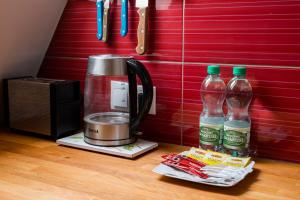 Marymont Apartment with Mezzanine by BookingHost
