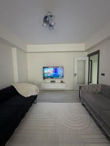 Tuzla Marmaray within walking distance
