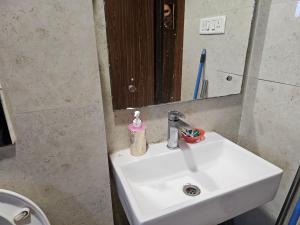 Ultra Luxury Flat AAA Class By Bliss Stay