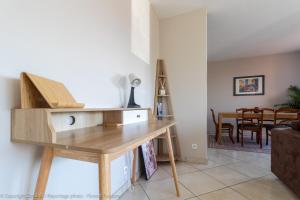 Large T4 Cozy with a magnificent mountain view