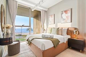 FIRST CLASS 4BR Elegant Beach House Retreat