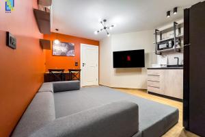 The 2BDR Layover Lounge w Jacuzzi 5min to CAI Airport