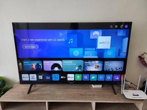 Cozy Bangkok Townhouse for 7 Guests, 5-Minute Walk from BTS