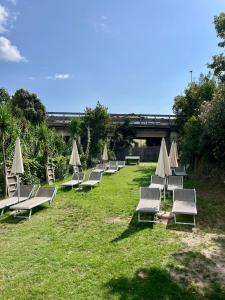 GlampChalet 5 Persone Pool&Parking-Pietra Ligure