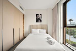 FIRST CLASS 1BR Creek Beach & Lagoon Escape