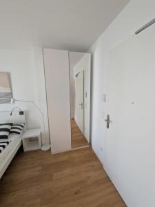 Ferienwohnung mit Garten, Terrasse, Parkplatz