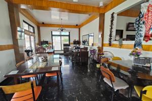 RBR Hotel and Restaurant near Hundred Islands