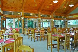 Ridgewood Hotel Baguio near The Mansion