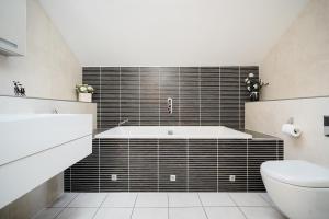 Crown Jewel - Inverness City Centre