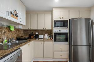 72CHS Abnb-Style Garden view, 2Parking, Pool, 3mins to Darling Harbour