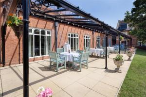 DoubleTree by Hilton St. Annes Manor