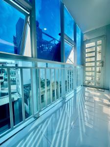 Toà nhà - P301 căn hộ mini Trung tâm thành phố HCM