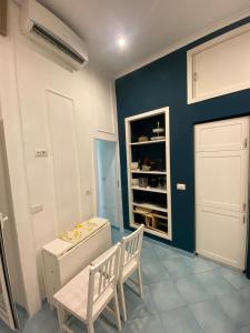 The Heart of Naples - Santa Lucia