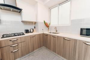 Eirene By Zenaway Stays