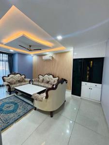 Kamlam Homes - Aura