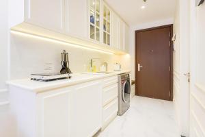 RiverGate Apartment - Studio Central Saigon