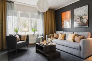 Guestly Homes - Homely 1BR Apartment