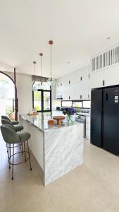 3BR Villa with pool in Ubud Bali ricefield view