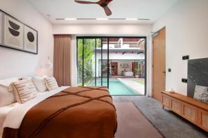 Red Sunset Villa - Canggu