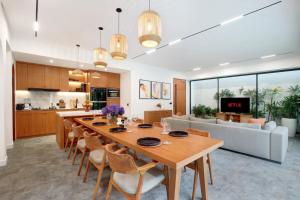 Red Sunset Villa - Canggu