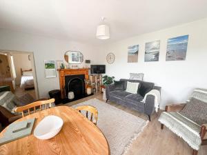 Glenbeigh Holiday Cottage - Tigin Mamo by Trident Holiday Homes