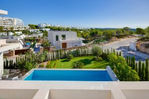 Villa de Lujo c Piscina Climatizada, las Colinas